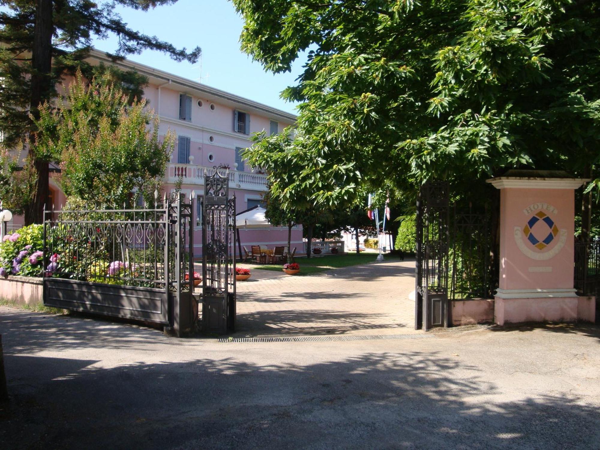 Hotel Gioia Garden Fiuggi Luaran gambar